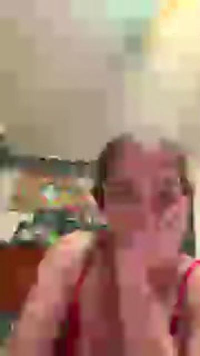 SaraLaw22 live cam on Cam4