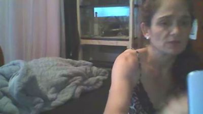 SaraLaw22 live cam on Cam4