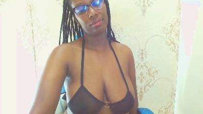 SaraMarks live cam on Cam4