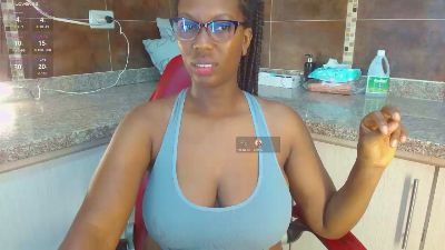 SaraMarks live cam on Cam4