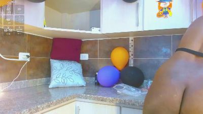 SaraMarks live cam on Cam4