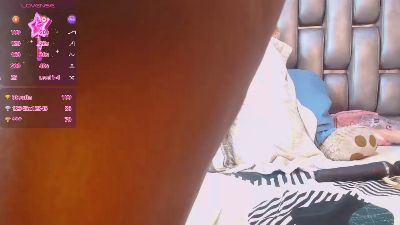 SaraMarks live cam on Cam4