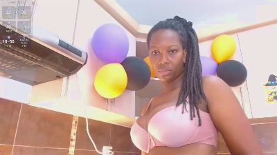 SaraMarks live cam on Cam4