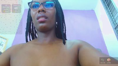 SaraMarks live cam on Cam4