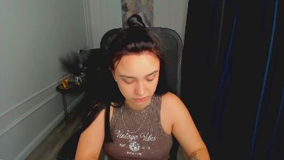 SaraQwerny live cam on Cam4