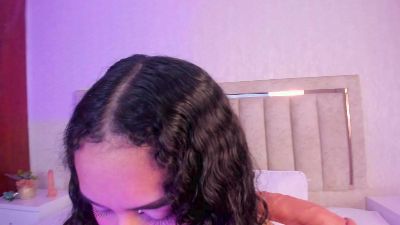 SaraRossi_ live cam on Cam4