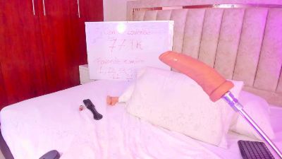 SaraRossi_ live cam on Cam4