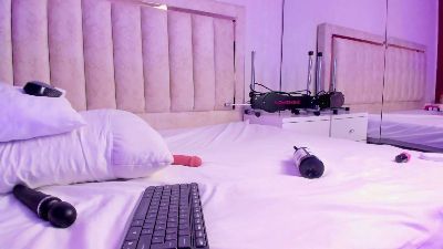 SaraRossi_ live cam on Cam4