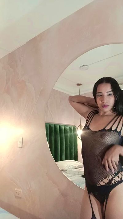 Sara_Myers live cam on Cam4