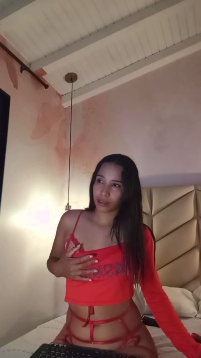 Sara_Myers live cam on Cam4