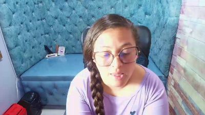 Sara_Thonson_ live cam on Cam4