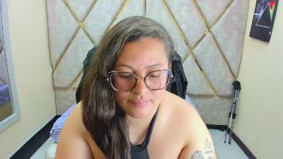 Sara_Thonson_ live cam on Cam4