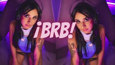 Saraa_More live cam on Cam4