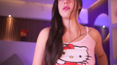 Saracollins1 live cam on Cam4