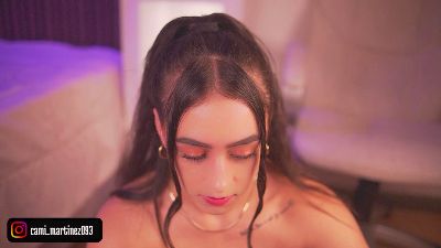 Saracollins1 live cam on Cam4