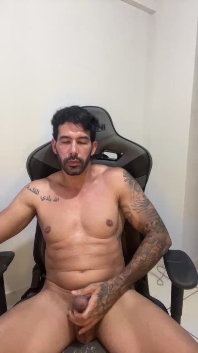 Saradoalto23 live cam on Cam4