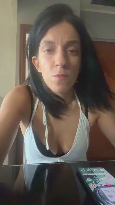 Saraf live cam on Cam4