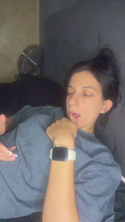 Saraf live cam on Cam4