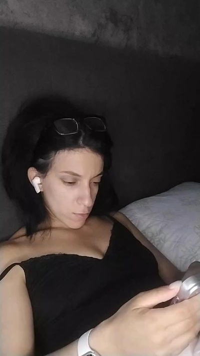 Saraf live cam on Cam4