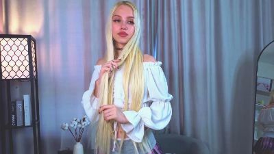 SarahFricks live cam on Cam4