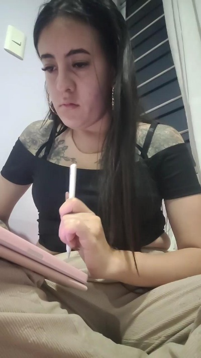 SarahRusso live cam on Cam4