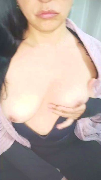 Sarahsua live cam on Cam4