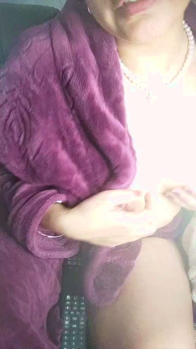 Sarahsua live cam on Cam4