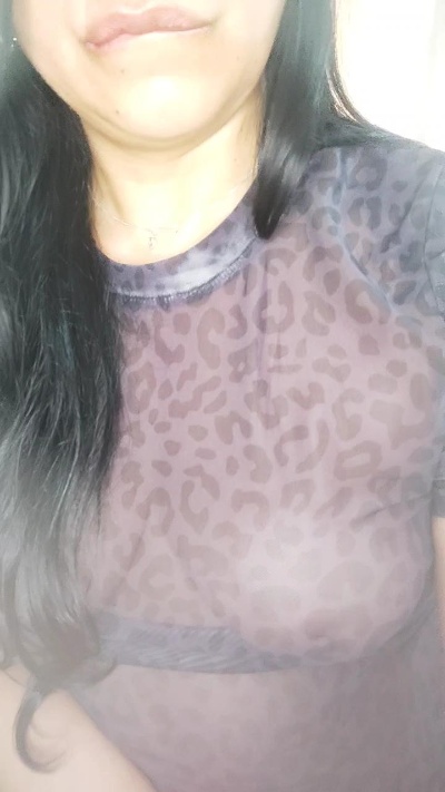 Sarahsua live cam on Cam4