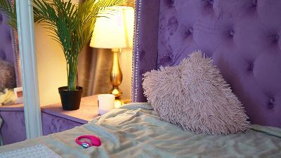 SaraiAngel live cam on Cam4