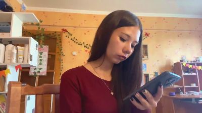 SaraiSchlenz live cam on UnifiedCams