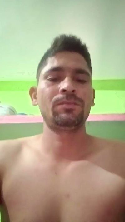 Saraleona777 live cam on Cam4