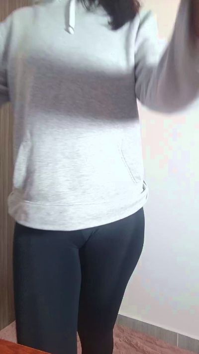 Saraphsweet06 live cam on Cam4