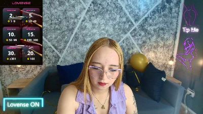 Saraross1 live cam on Cam4