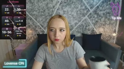 Saraross1 live cam on Cam4