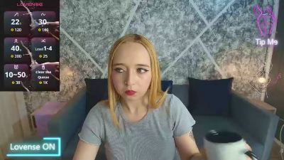 Saraross1 live cam on Cam4