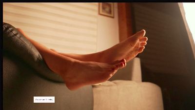 Saratrita97 live cam on Cam4