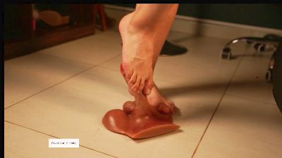 Saratrita97 live cam on Cam4