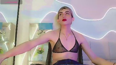 Saraypiink live cam on Cam4