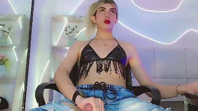Saraypiink live cam on Cam4