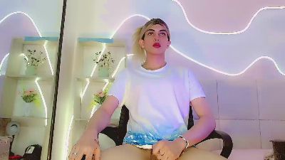 Saraypiink live cam on Cam4