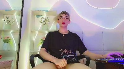 Saraypiink live cam on Cam4
