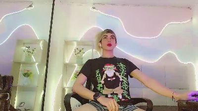 Saraypiink live cam on Cam4