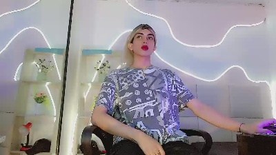 Saraypiink live cam on Cam4