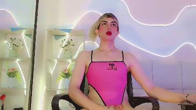 Saraypiink live cam on Cam4