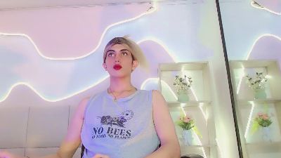 Saraypiink live cam on Cam4
