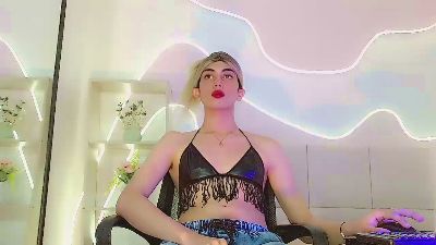 Saraypiink live cam on Cam4