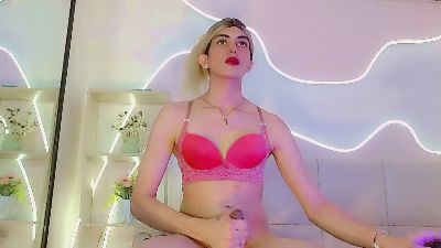 Saraypiink live cam on Cam4