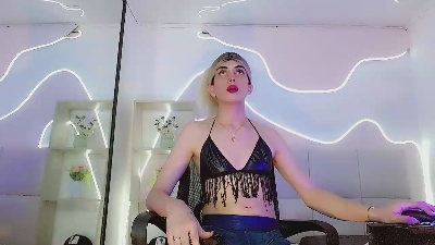Saraypiink live cam on Cam4