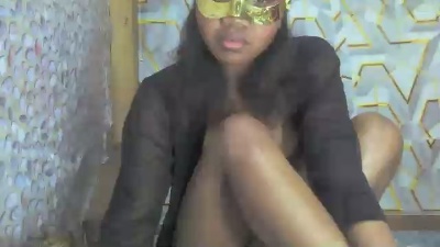 Sariaka live cam on Cam4