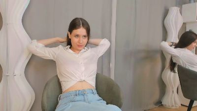 SarinaPoette webcam
